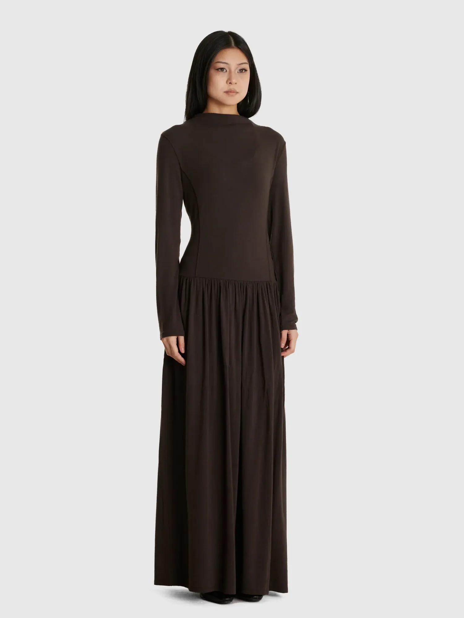 Женское платье AMOMENTO Mock Neck Jersey Brown