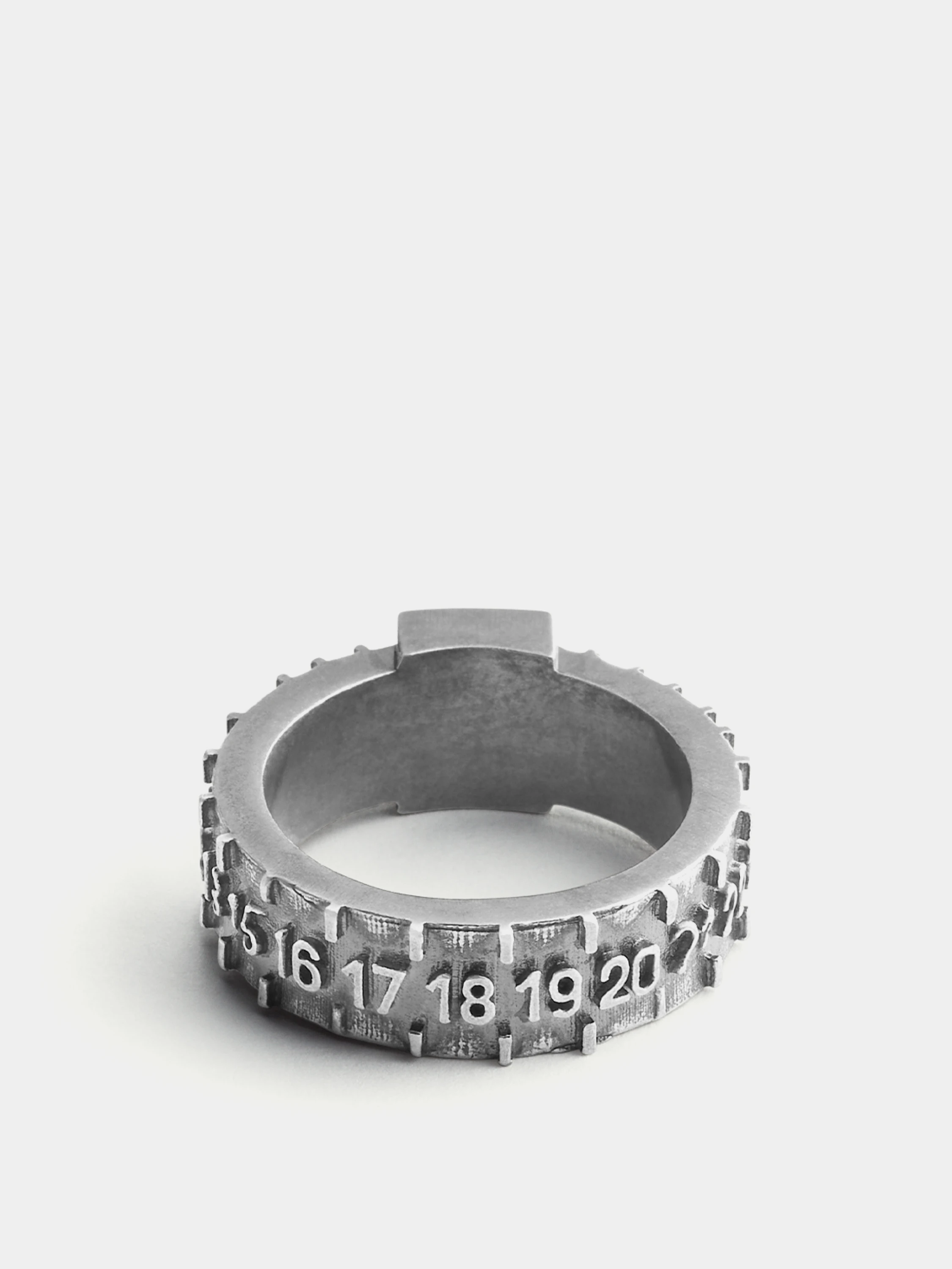 Кольцо MM6 Maison Margiela Brass Ring