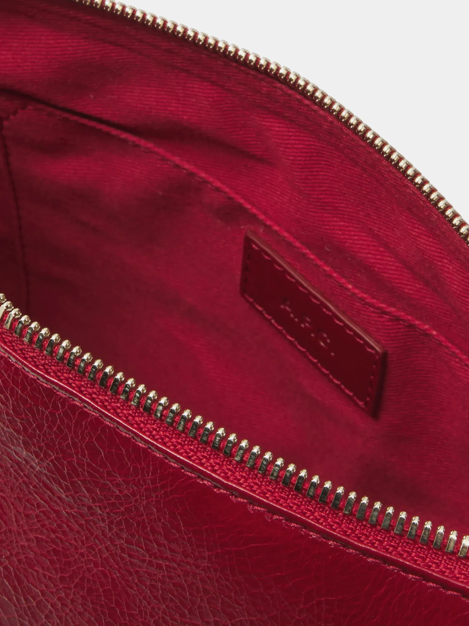 Сумка A.P.C. Vera Shoulder Crinkled Leather Red