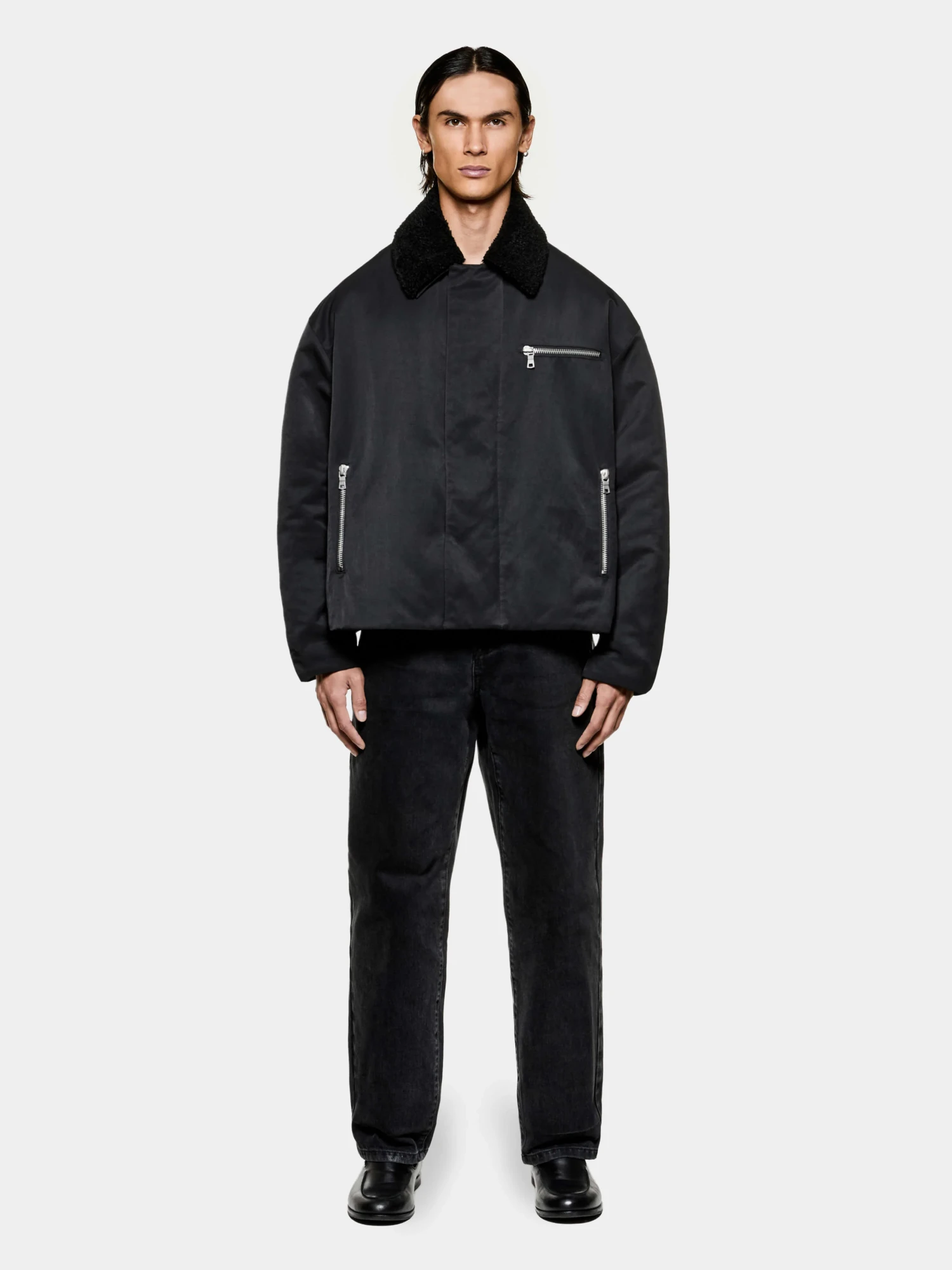 Овершот MKI MIYUKI ZOKU Padded Nylon Box Black