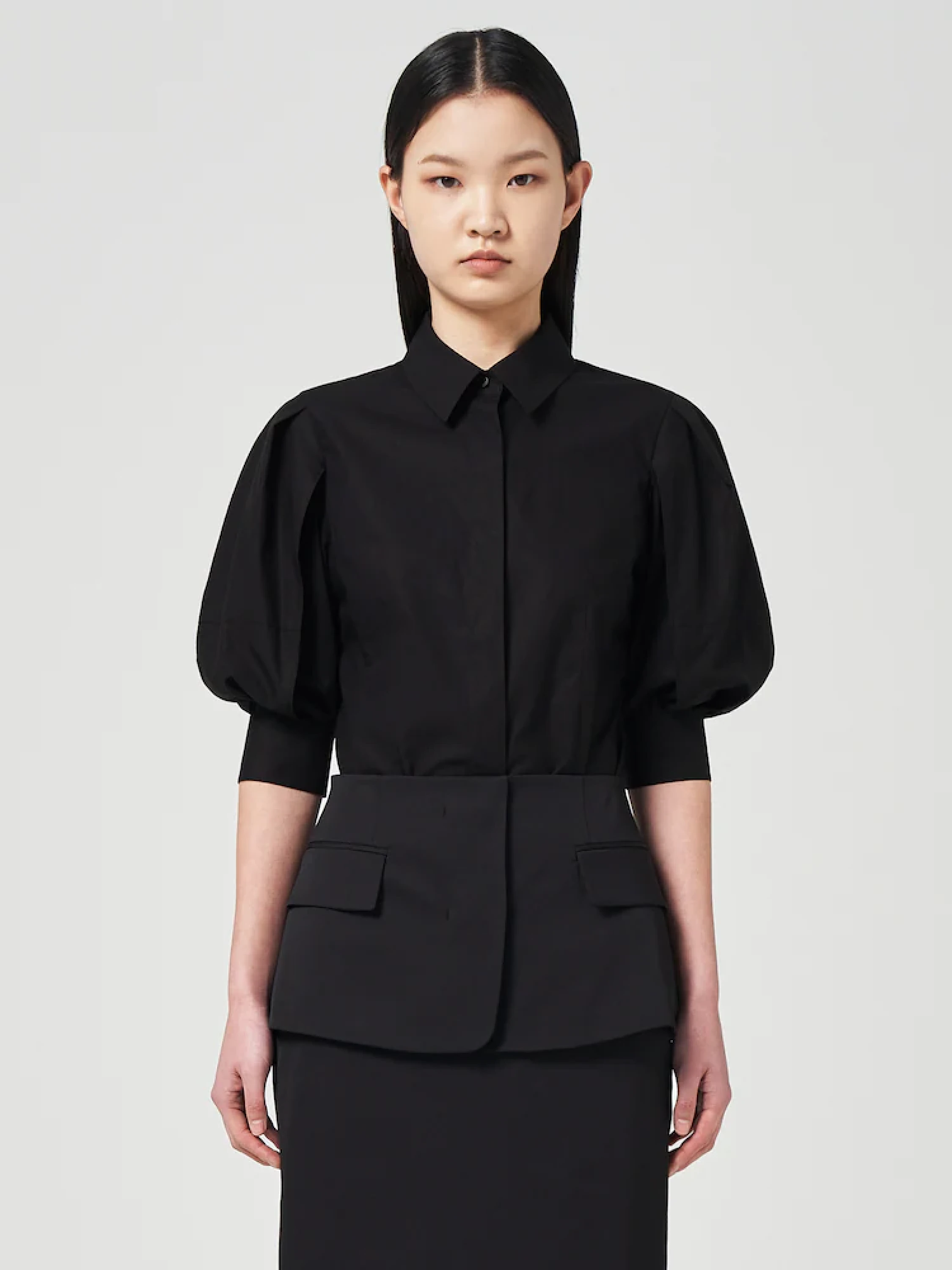Женская рубашка JUUN.J Volume Sleeve Slim Blouse Black