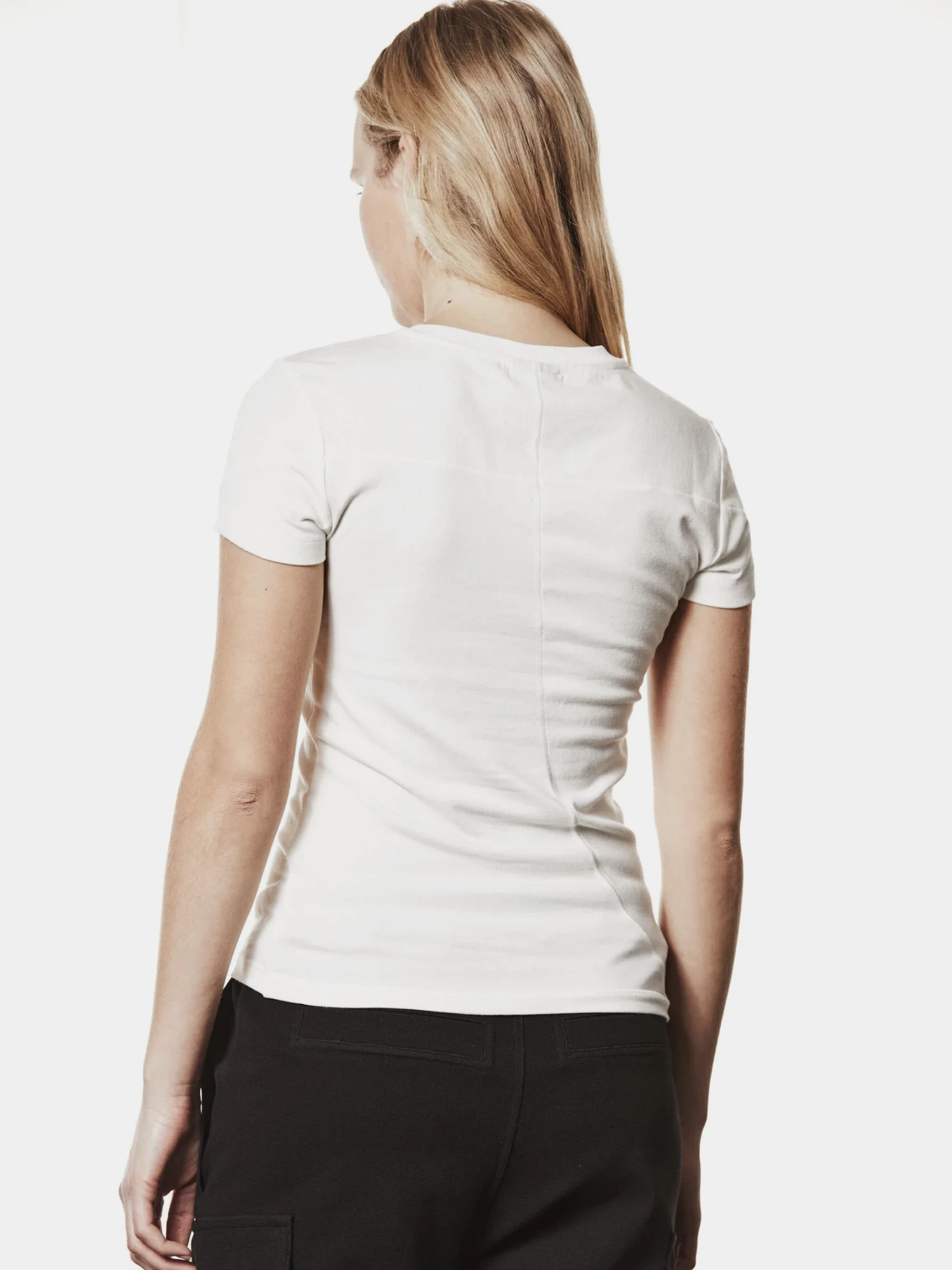 Женская футболка thom/krom W TS 580 Cream