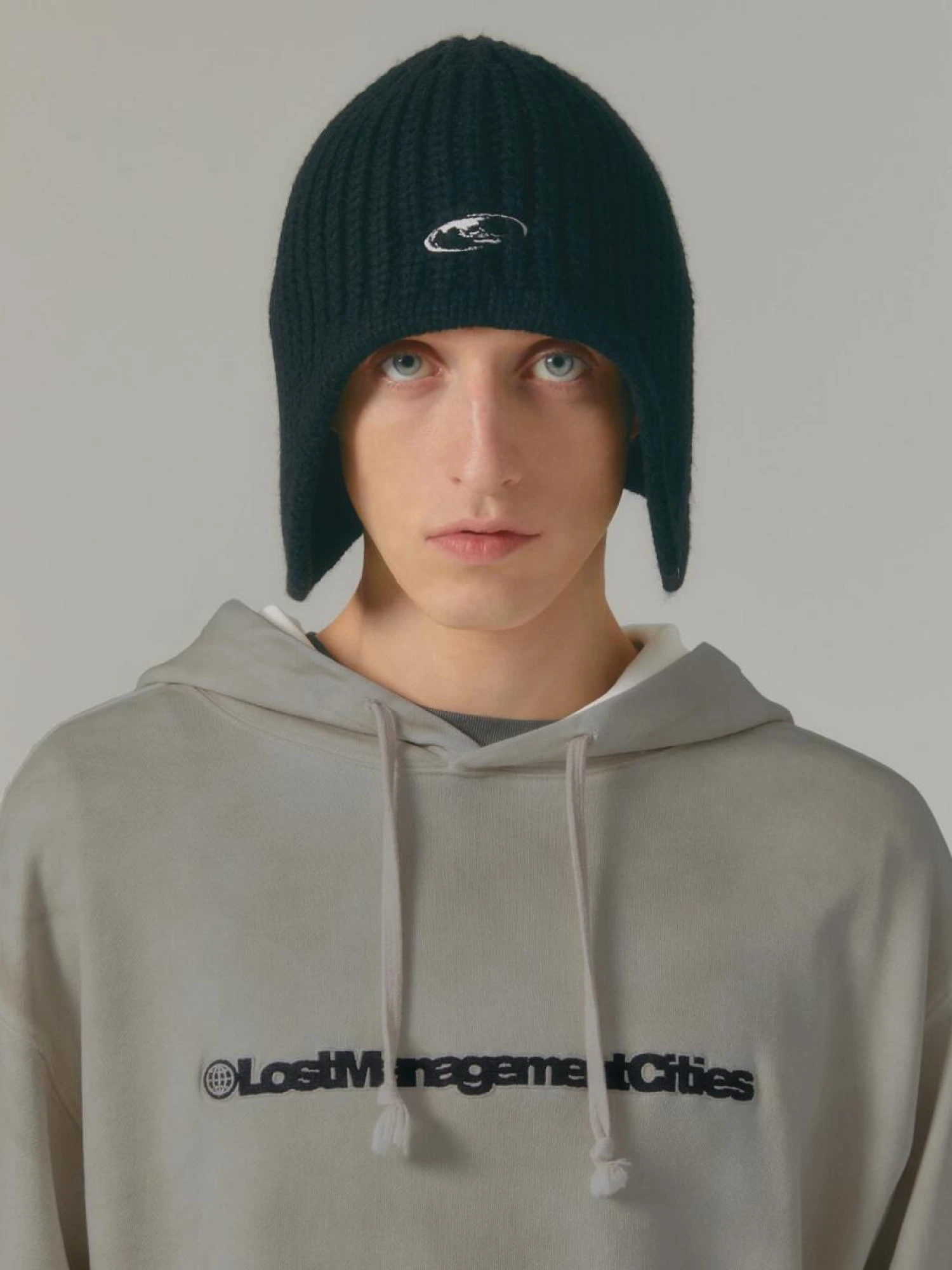 Шапка LMC Globe Knt Earflap Beanie Black