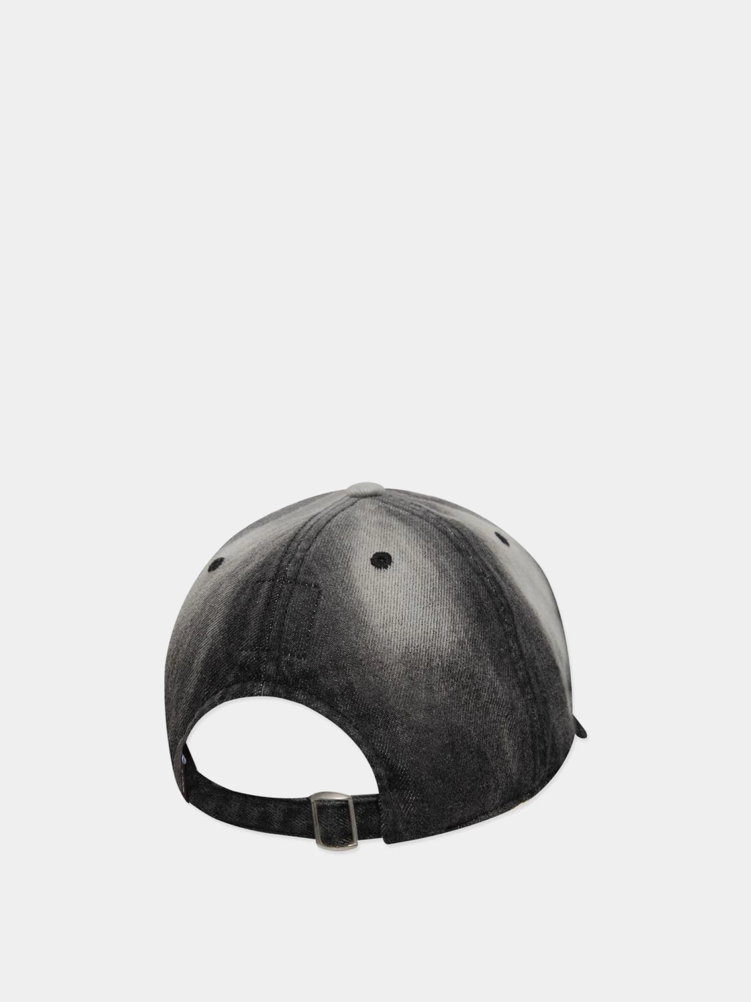 Кепка LMC Washed Denim Gothic Oval 6 Panel White