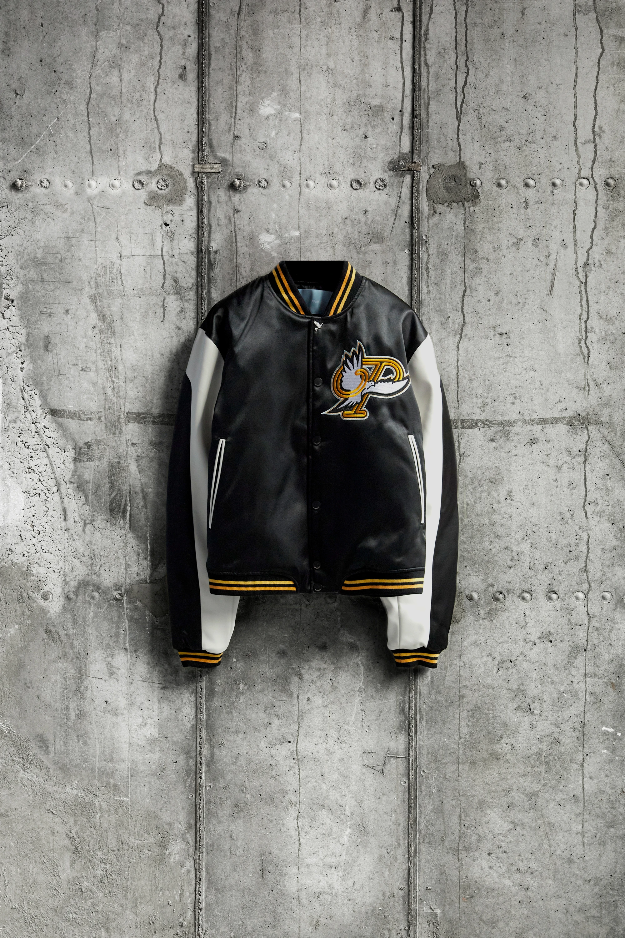 Бомбер 3.PARADIS P Letterman Varsity Jacket Black