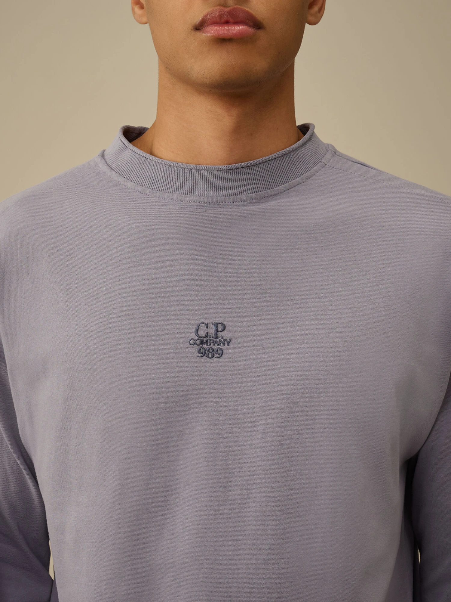 Лонгслив C.P. Company 20/1 Jersey Boxy Logo Lavander Violet