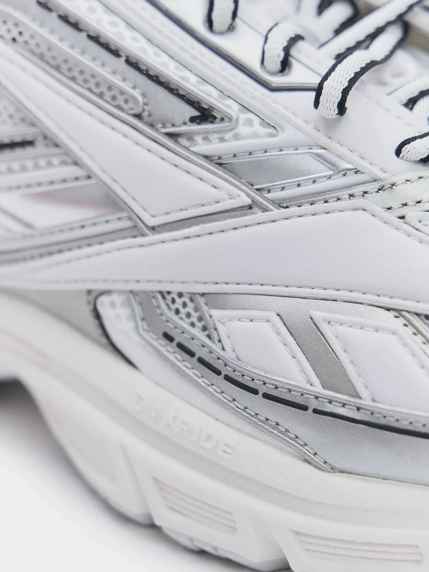 Кроссовки Reebok LTD Premier Road Ultra White Metallic