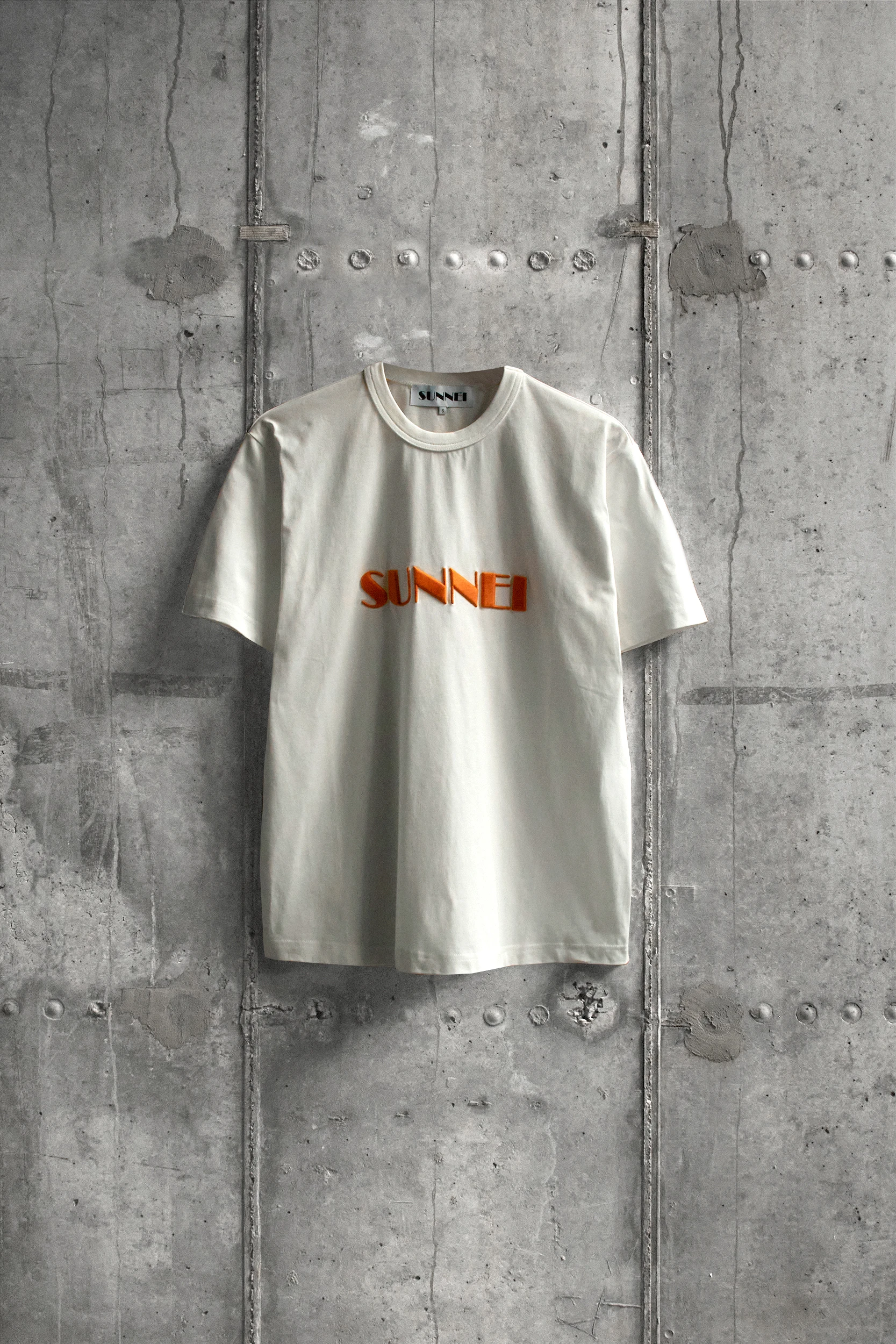 Футболка Sunnei Classic Big Logo Embroidered Off White/Peach