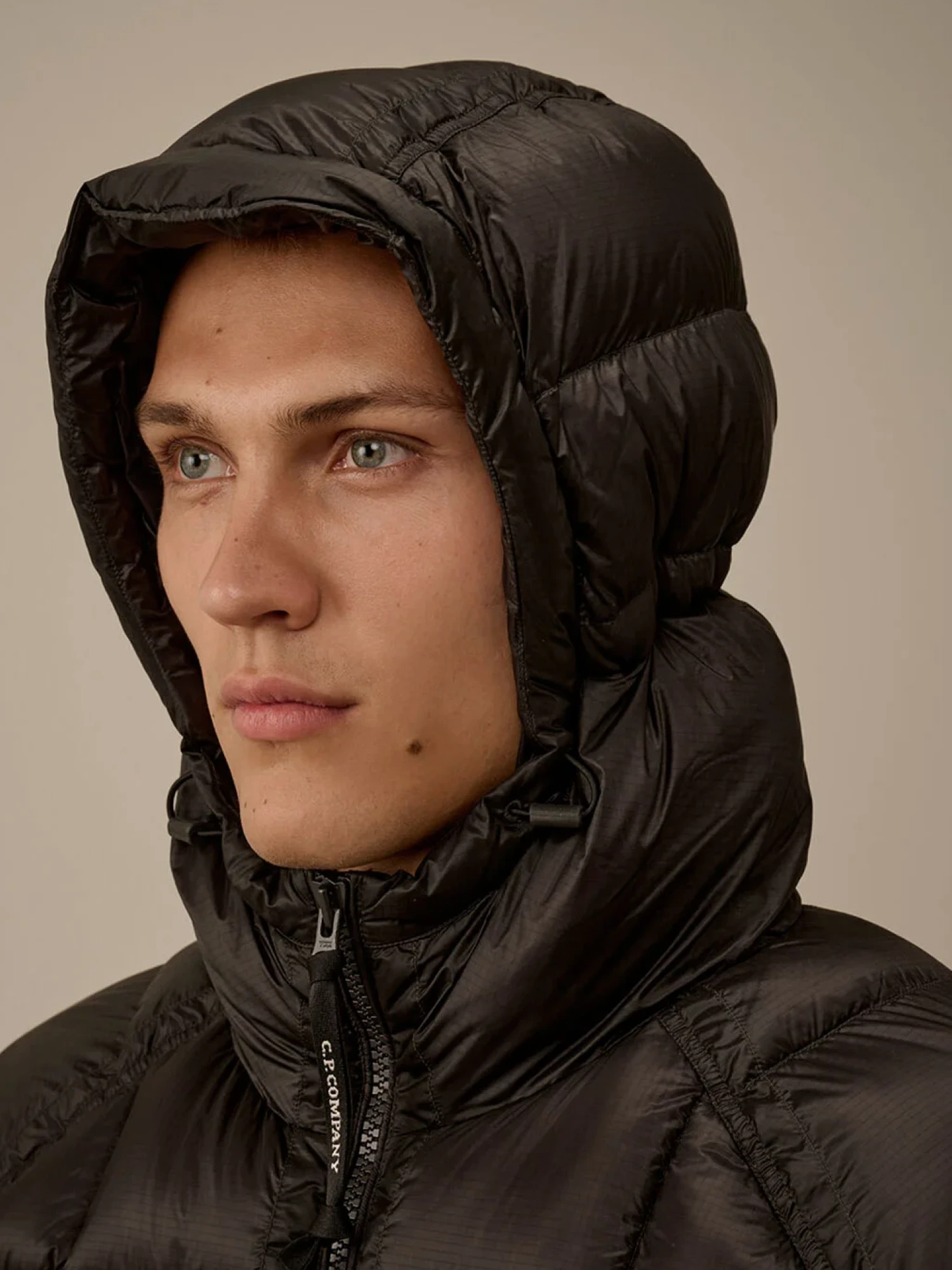 Пуховик C.P. Company  D.D. Shell Hooded Down Black