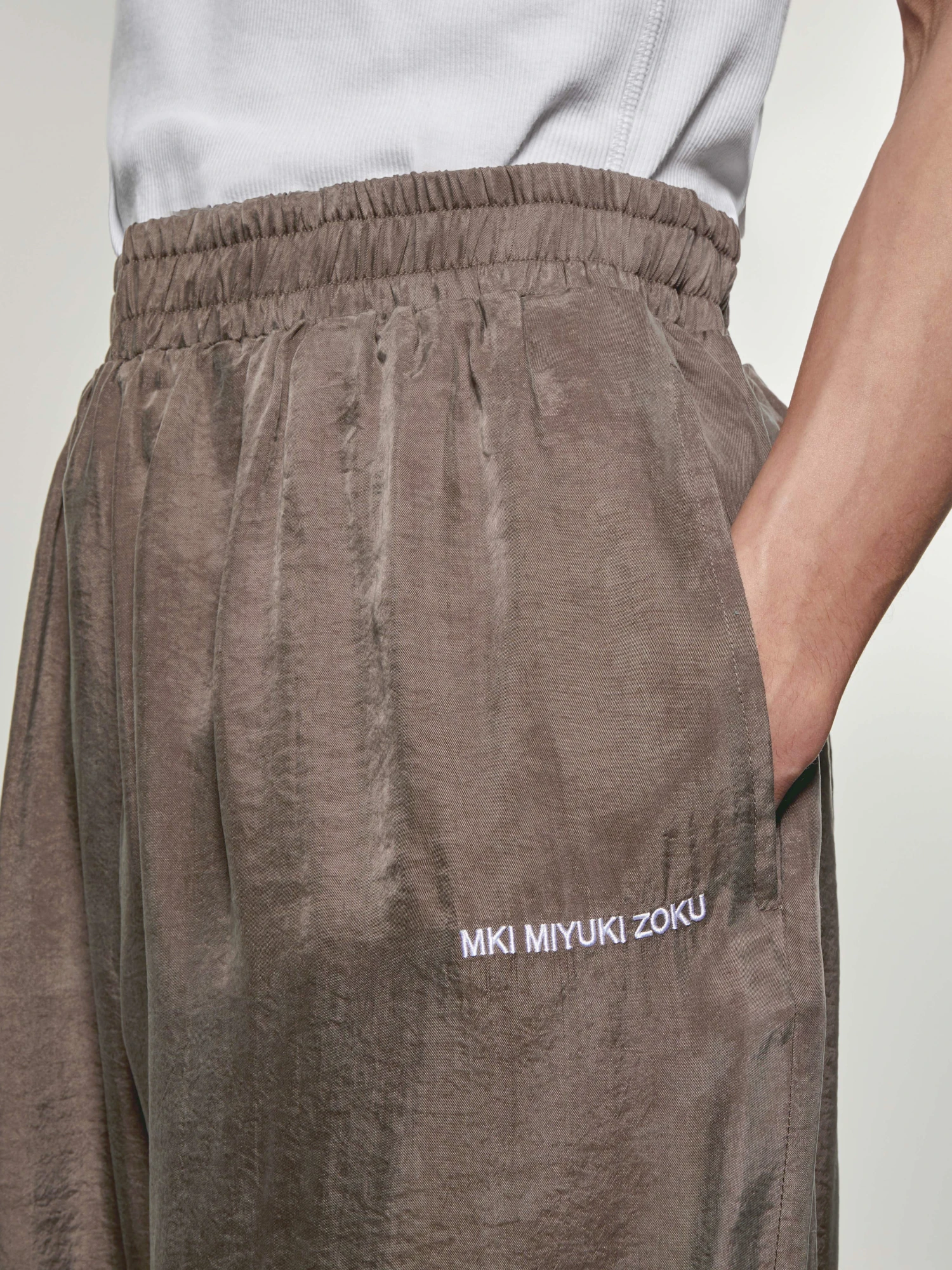 Брюки MKI MIYUKI ZOKU Sandwash Cupro Wide Leg Brown