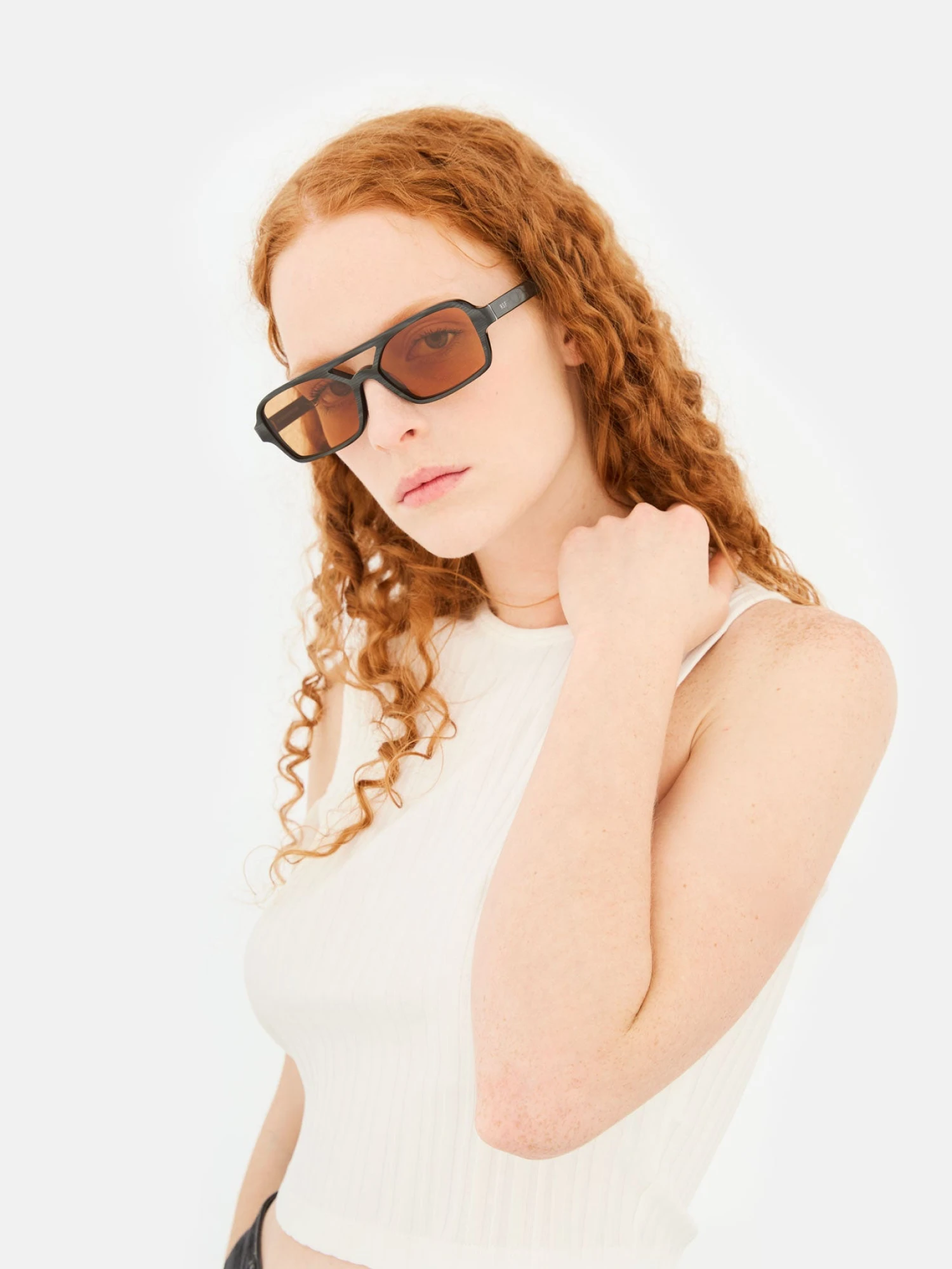 Очки RETROSUPERFUTURE Vico Black Cat