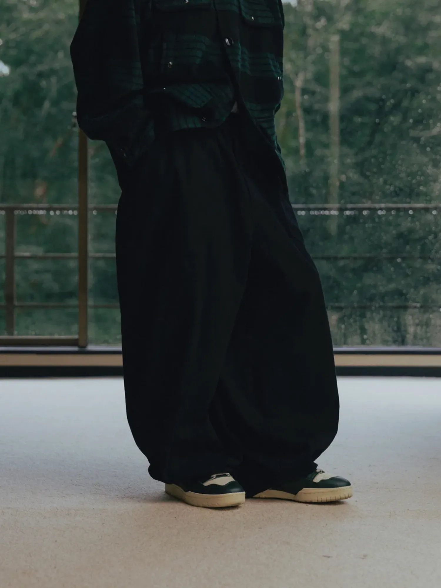 Брюки ANGLAN Fatigue Herringbone Balloon Pants Black