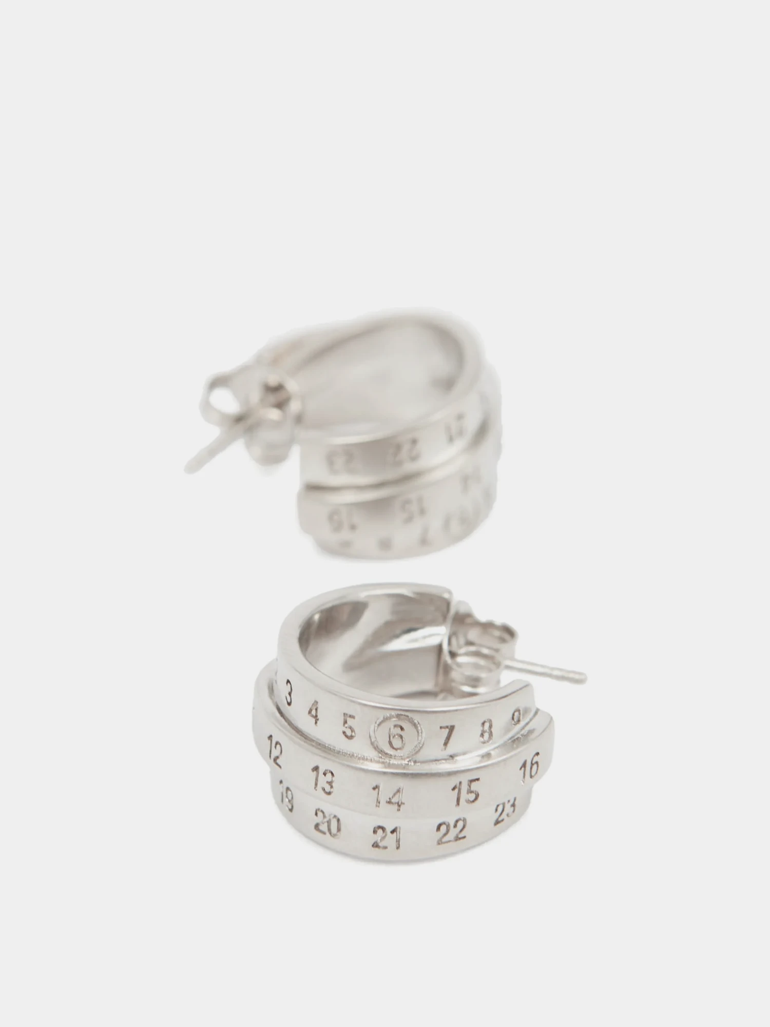 Серьги MM6 Maison Margiela Polished Hoop Earrings