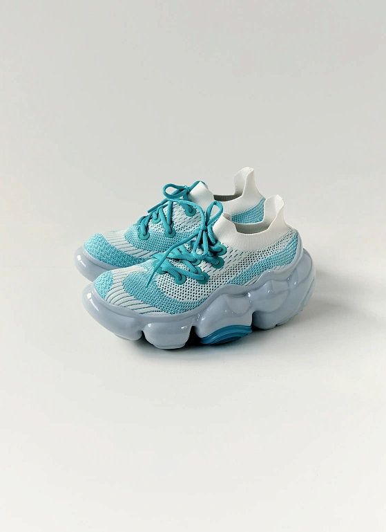 Выбор команды: 9 обувных идей на осень