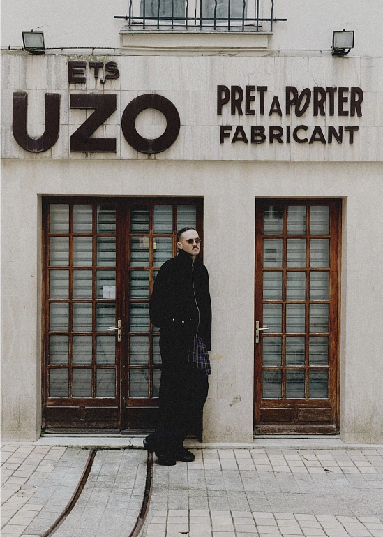 STUDIO SLOW FITS: на улицах Парижа