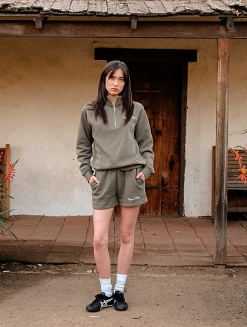 Халф-зип MUSEUM OF PEACE & QUIET Wordmark Olive