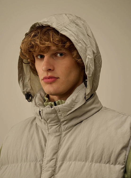 Жилет C.P. Company EcoChrome Padded Shell London Fog