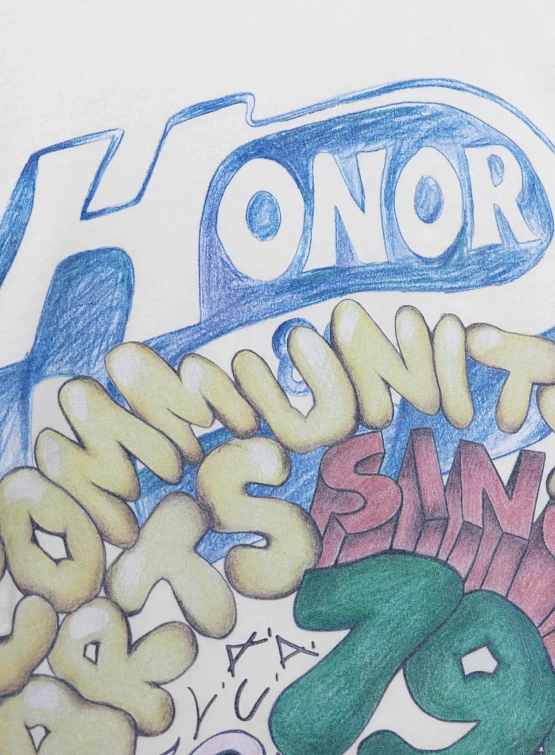 Футболка HONOR THE GIFT Comm Arts Creative Bone