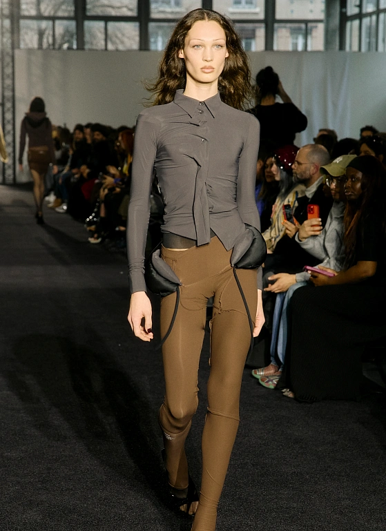 Быть собой или в образе — Ottolinger объединяет идеи на показе FW’25 