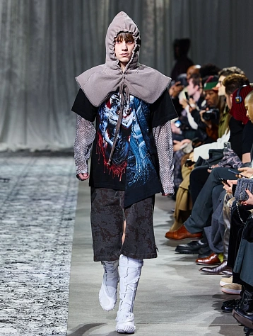 Футболка LUEDER Andrea Phantasy Blood Angel