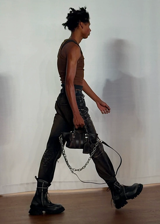 Творческий хаос северных пейзажей в Camperlab FW’26