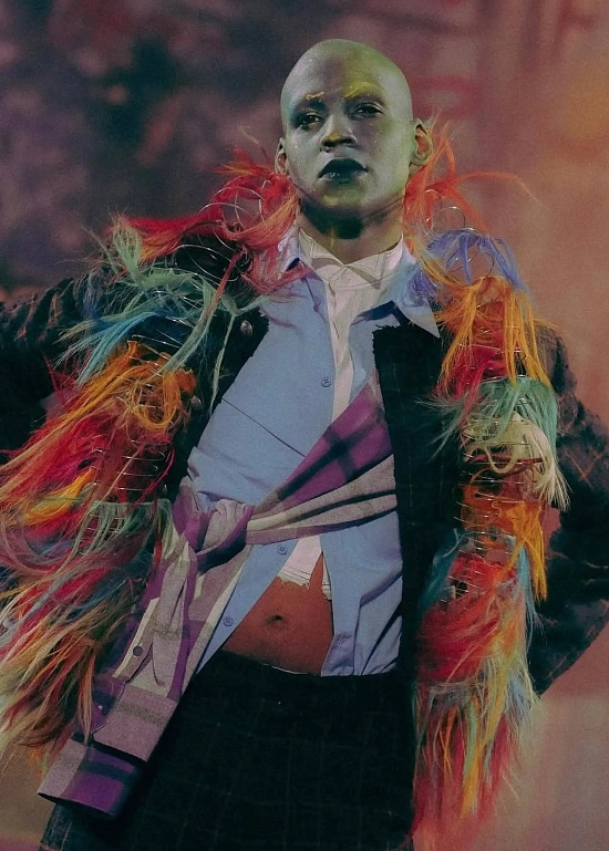 Панк-перформанс и шотландский романтизм в CJL FW’26