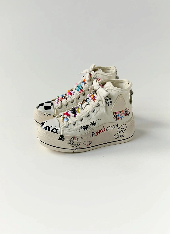 Выбор команды: 9 обувных идей на осень