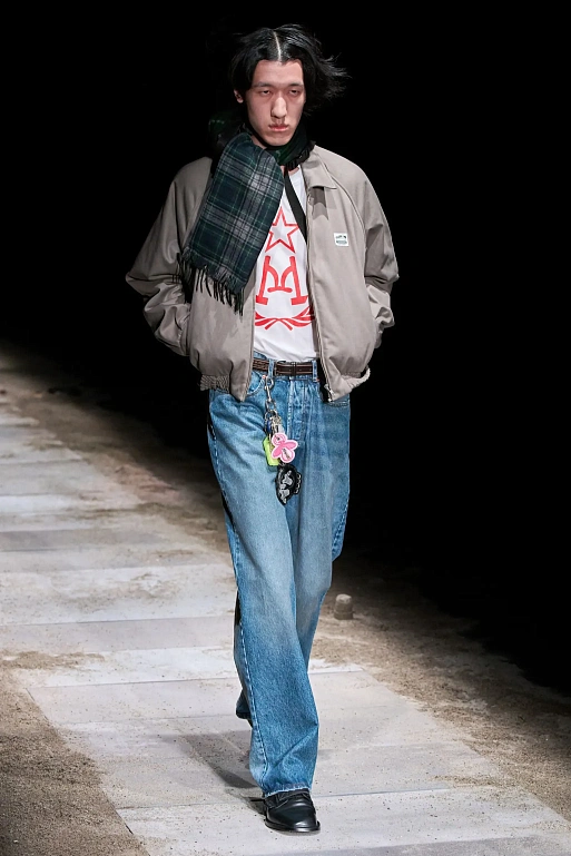 Ночь, зима и морское побережье в Magliano FW’25