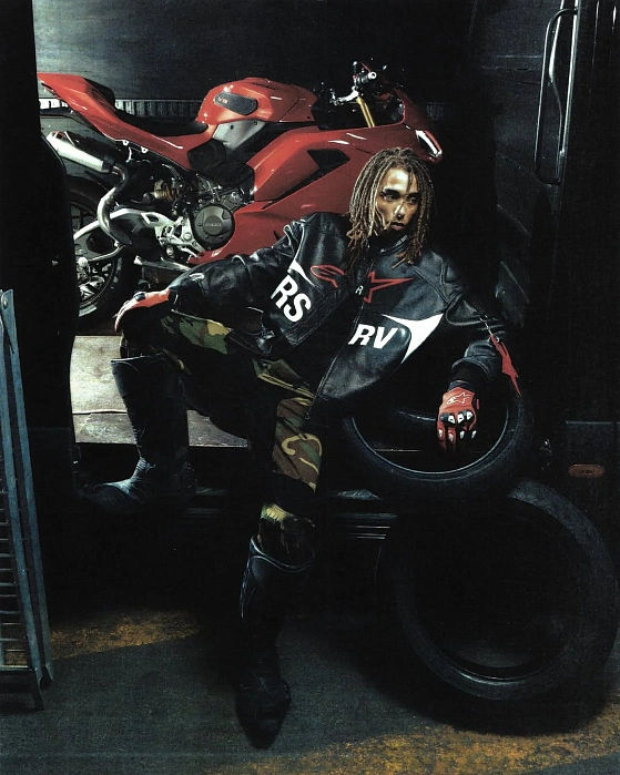 На пределе скорости: Alpinestars RSRV