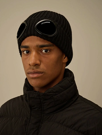 Шапка C.P. Company Extrafine Merino Wool Goggle Black