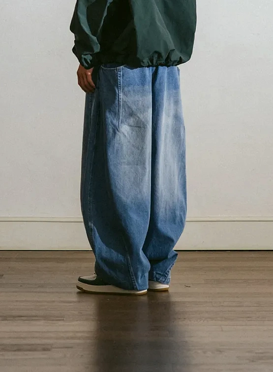 Джинсы ANGLAN Pit Pocket Dart Denim Balloon Denim