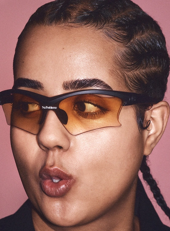 Очки NO PROBLEMO x LE SPECS Pluto Matte Black/Amber Grad