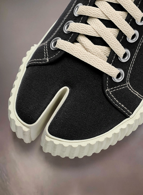 Кеды Maison Margiela Tabi Black/White