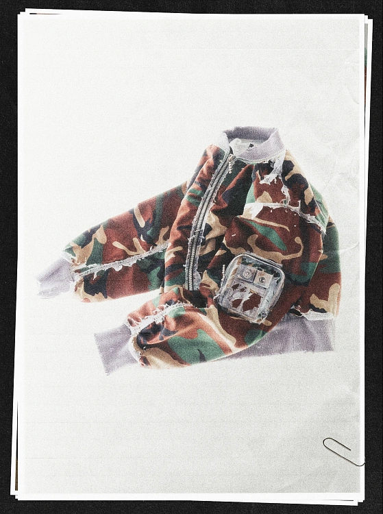 В деталях: бомбер Thug Club 