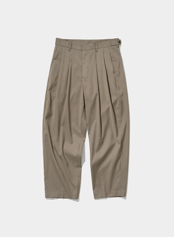 Брюки Uniform Bridge Tapered Two Tuck Slacks Beige