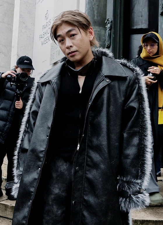 Трибьют корейской моде: стритстайл перед показом Juun.J FW’25