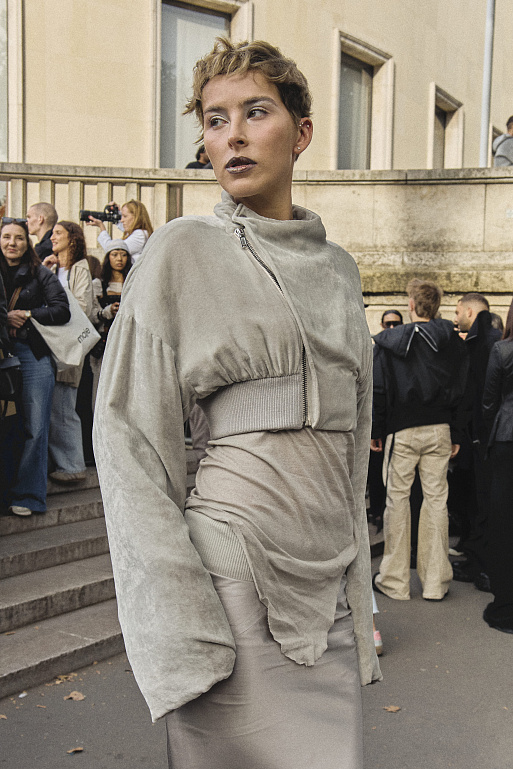 Стритстайл Rick Owens SS’26 у ступеней Токийского Дворца