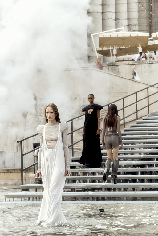 Продолжение «Храма любви»: женская коллекция Rick Owens SS’26