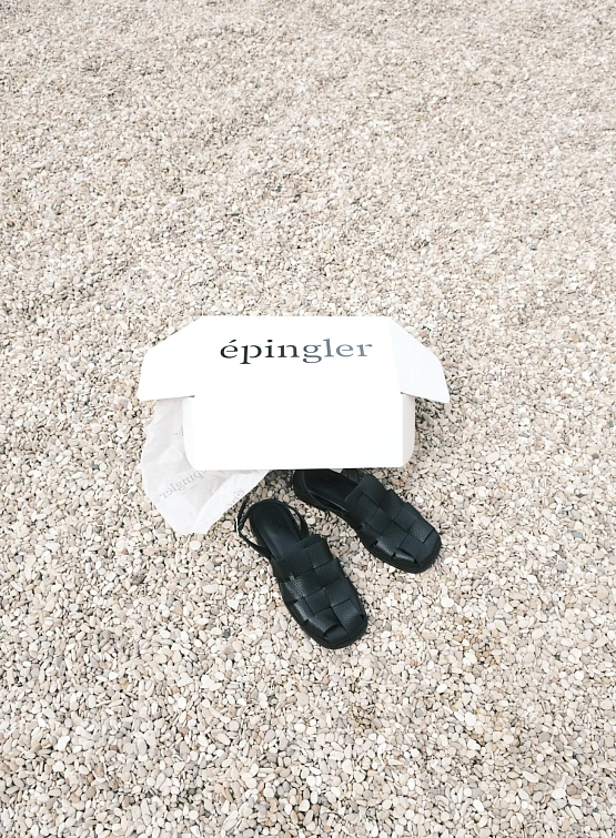 Женские сандалии EPINGLER Cube Shrunken Black