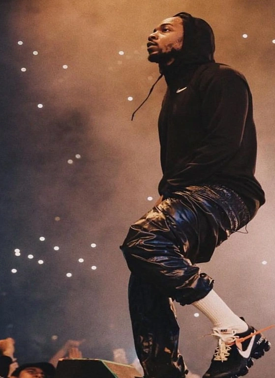 50 оттенков черного: Heliot Emil