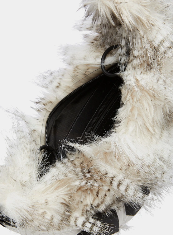 Сумка INNERRAUM Object M02 Small Half Moon Faux Fur Black