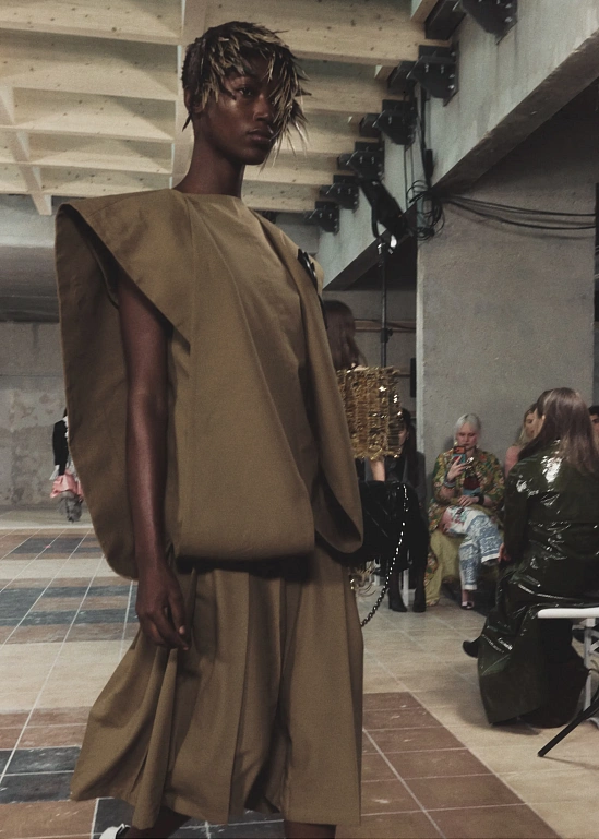 Искусство беспорядка в ABRA FW’26