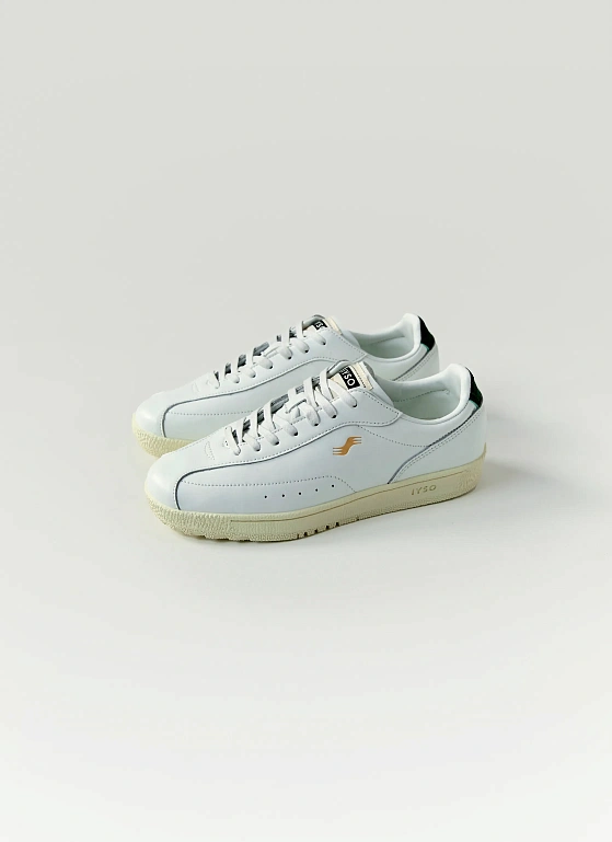 Выбор команды: 9 обувных идей на осень