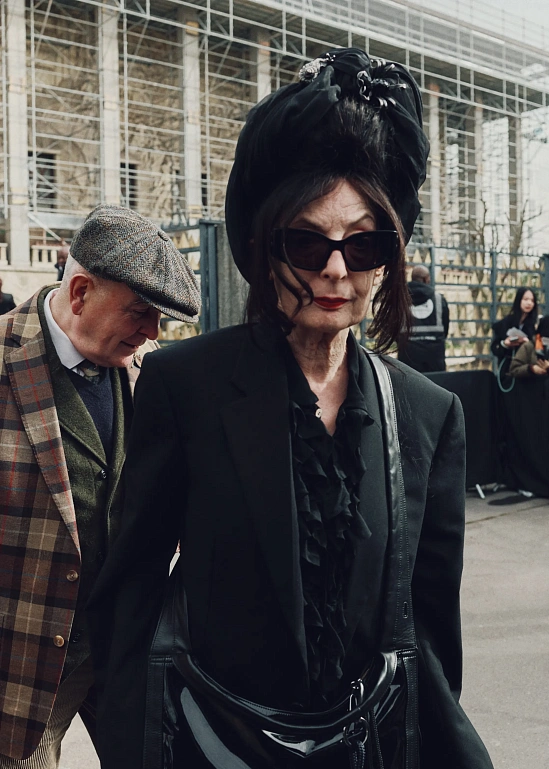 В ожидании Mugler FW’26: гости у Дворца Порт-Доре