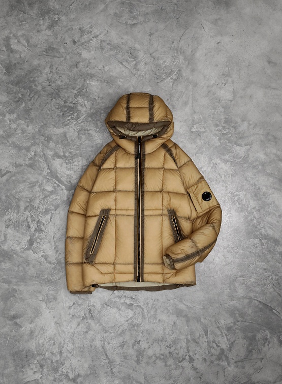 Пуховик C.P. Company D.D. Shell Hooded Down Mojade Desert