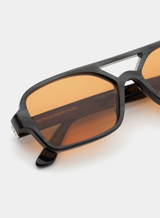 Очки RETROSUPERFUTURE Vico Black Cat