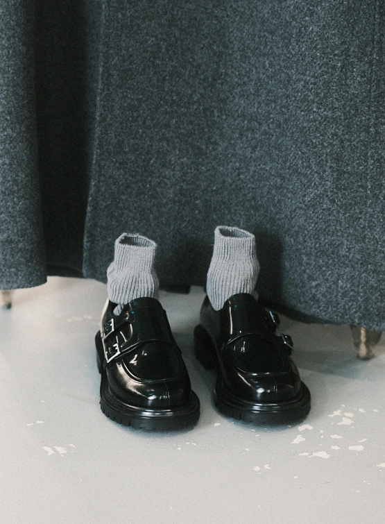 Лоферы JUUN.J Vibram Sole Loafers with Buckle Black