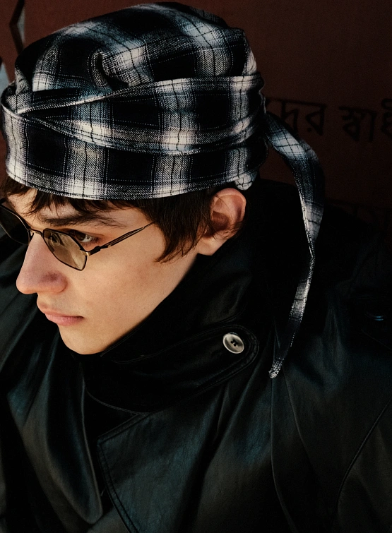 Берет JUNTAE KIM Scarf Tie Neck Beret Blue Check