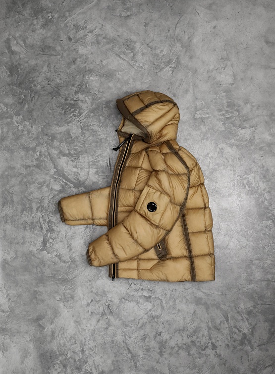 Пуховик C.P. Company D.D. Shell Hooded Down Mojade Desert