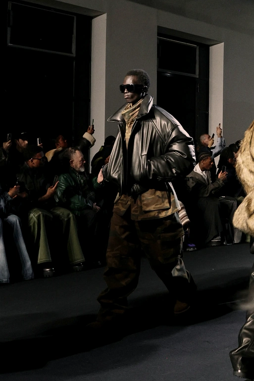 Juun.J FW’25 — новое исследование «уличного пошива» и современной классики